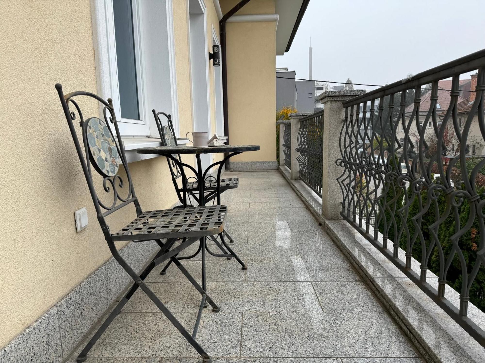 Vila Majda Elegant Apartments With Prime Location And Parking Laibach Exterior foto